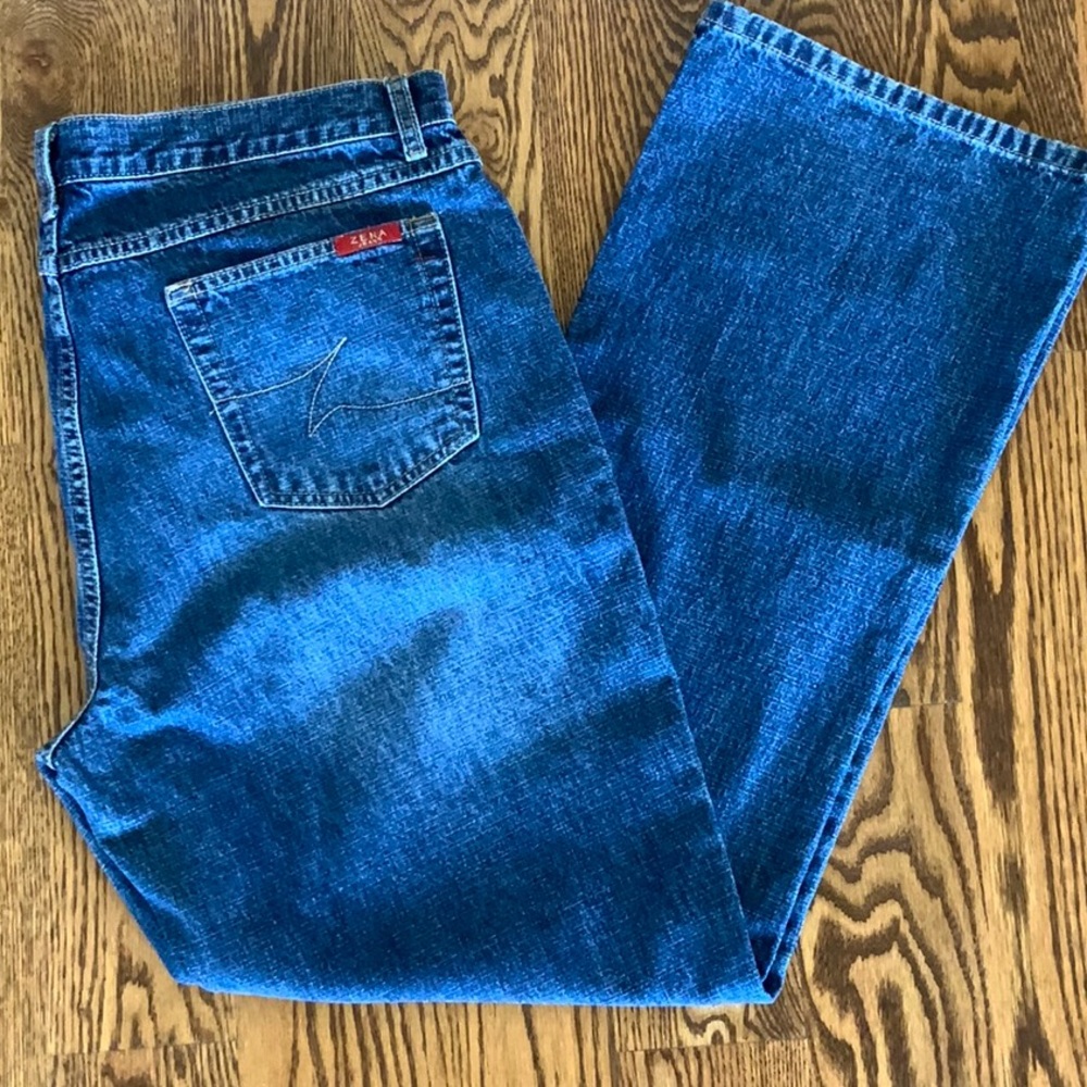Zena High-Waisted Women's Denim Blue Jeans Button Front Size 16 36 x 31 Vintage